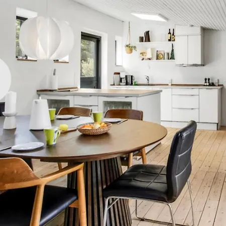 Midt Inmarielyst Hébergement de vacances Bøtø By